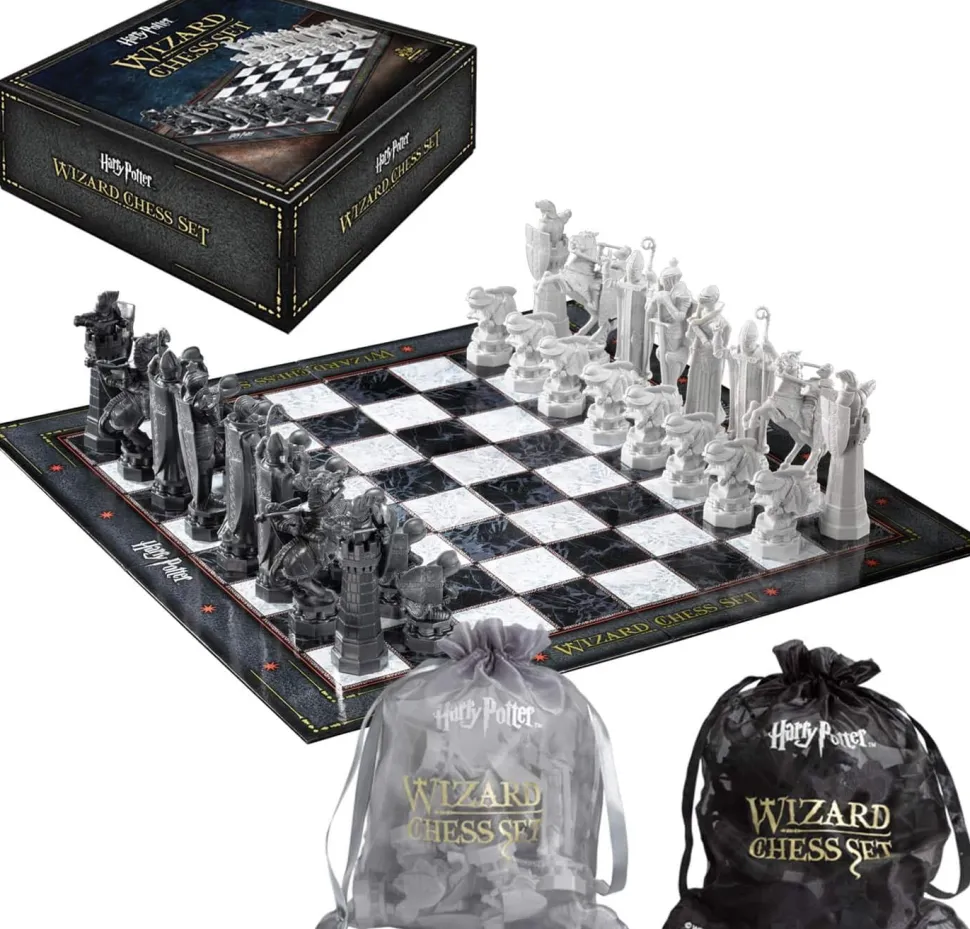 Harry Potter: Wizard's Chess Set
